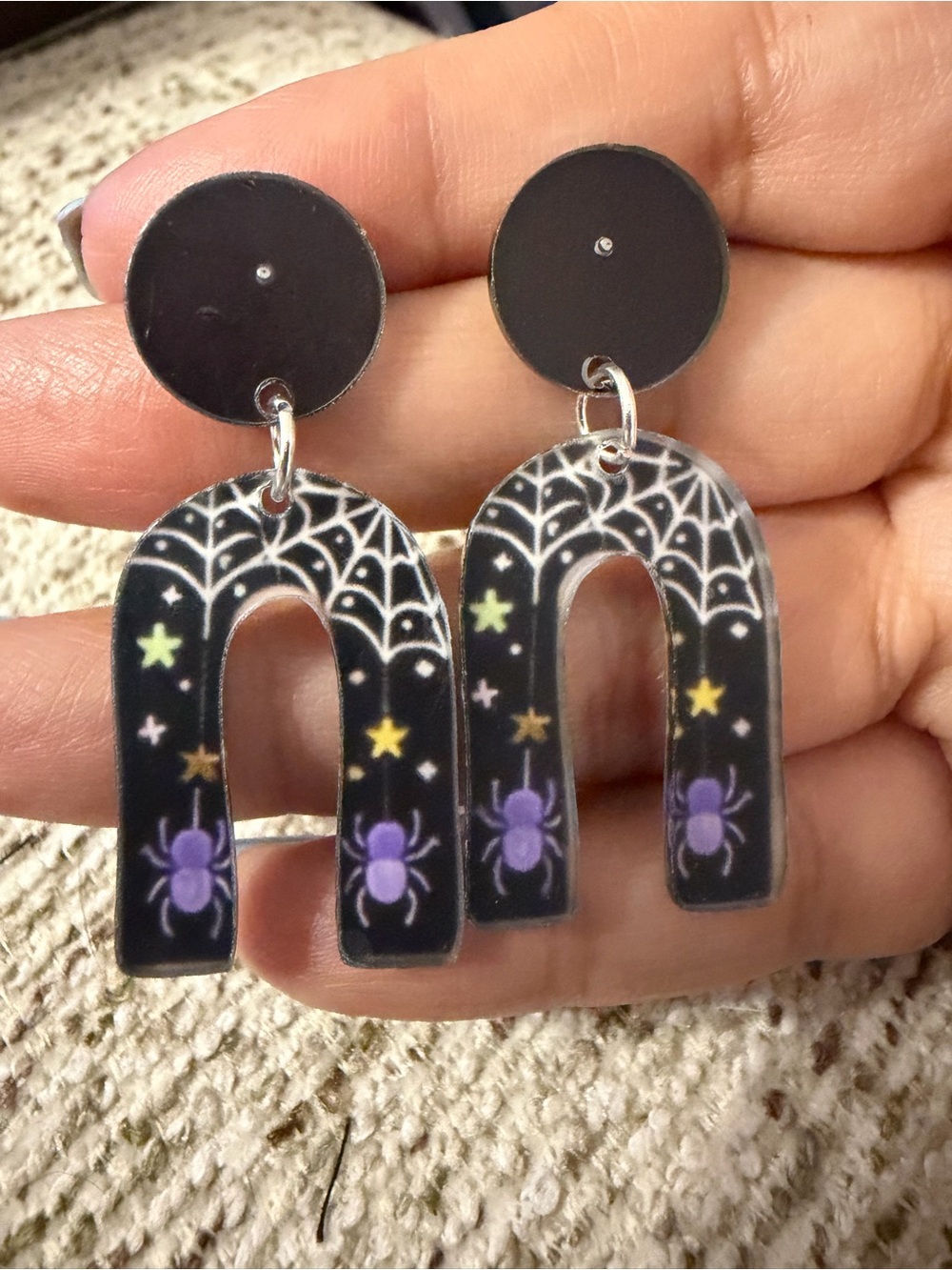 Acrylic Black Halloween Spider Web Arch Drop Earrings